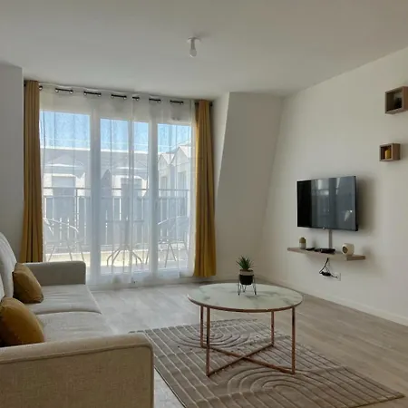 Apartment Cosy T2 Avec Balcon Proche De Cdg Et De Paris Le Blanc-Mesnil