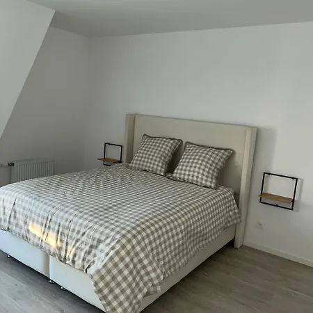 Apartment Cosy T2 Avec Balcon Proche De Cdg Et De Paris Le Blanc-Mesnil